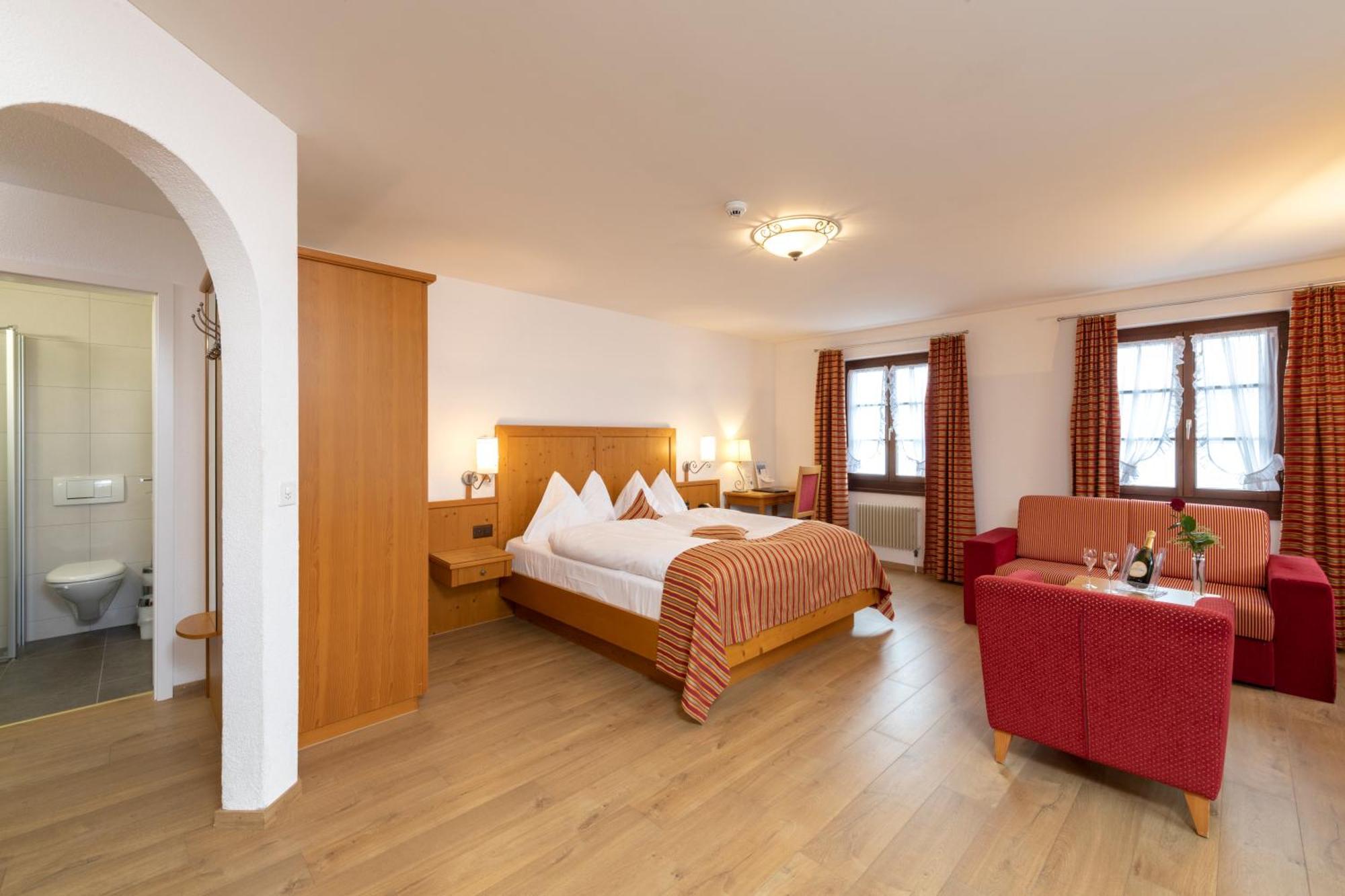 See & Wellnesshotel Gerbi Weggis Exterior photo